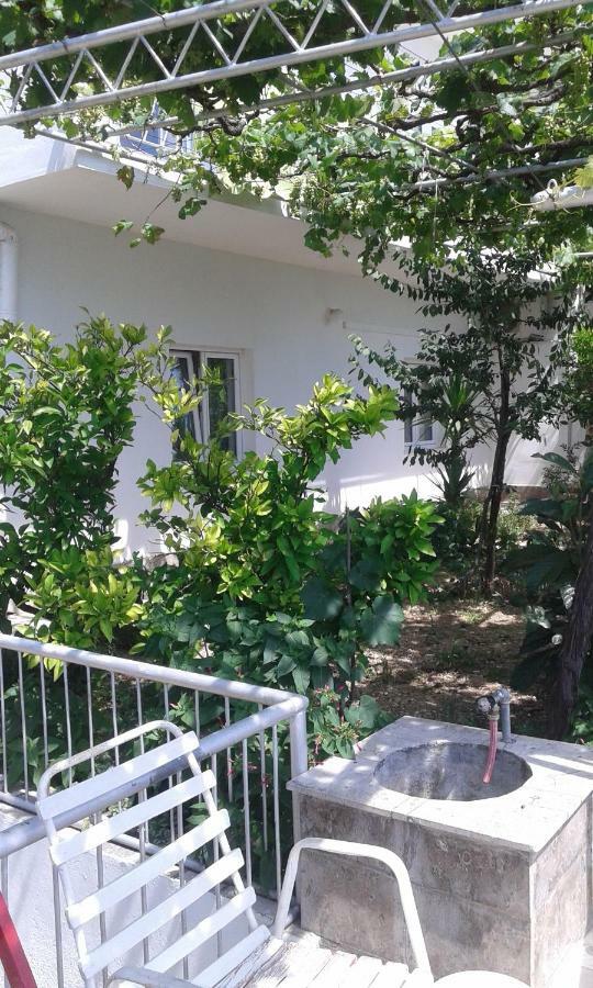 Apartman Mario Apartment Omiš Екстериор снимка
